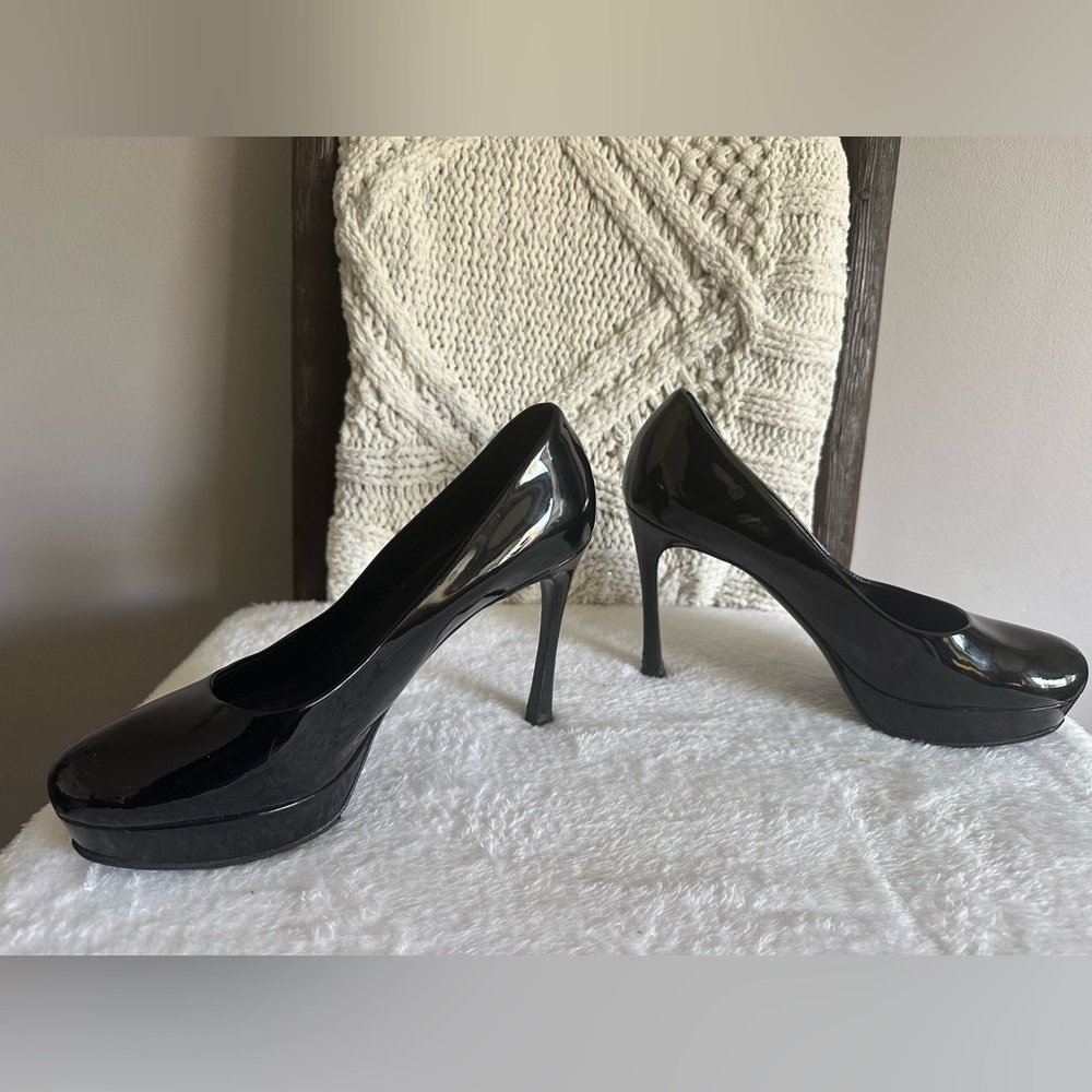 Yves Saint Laurent Shiny Black Heels - Picture 4 of 13